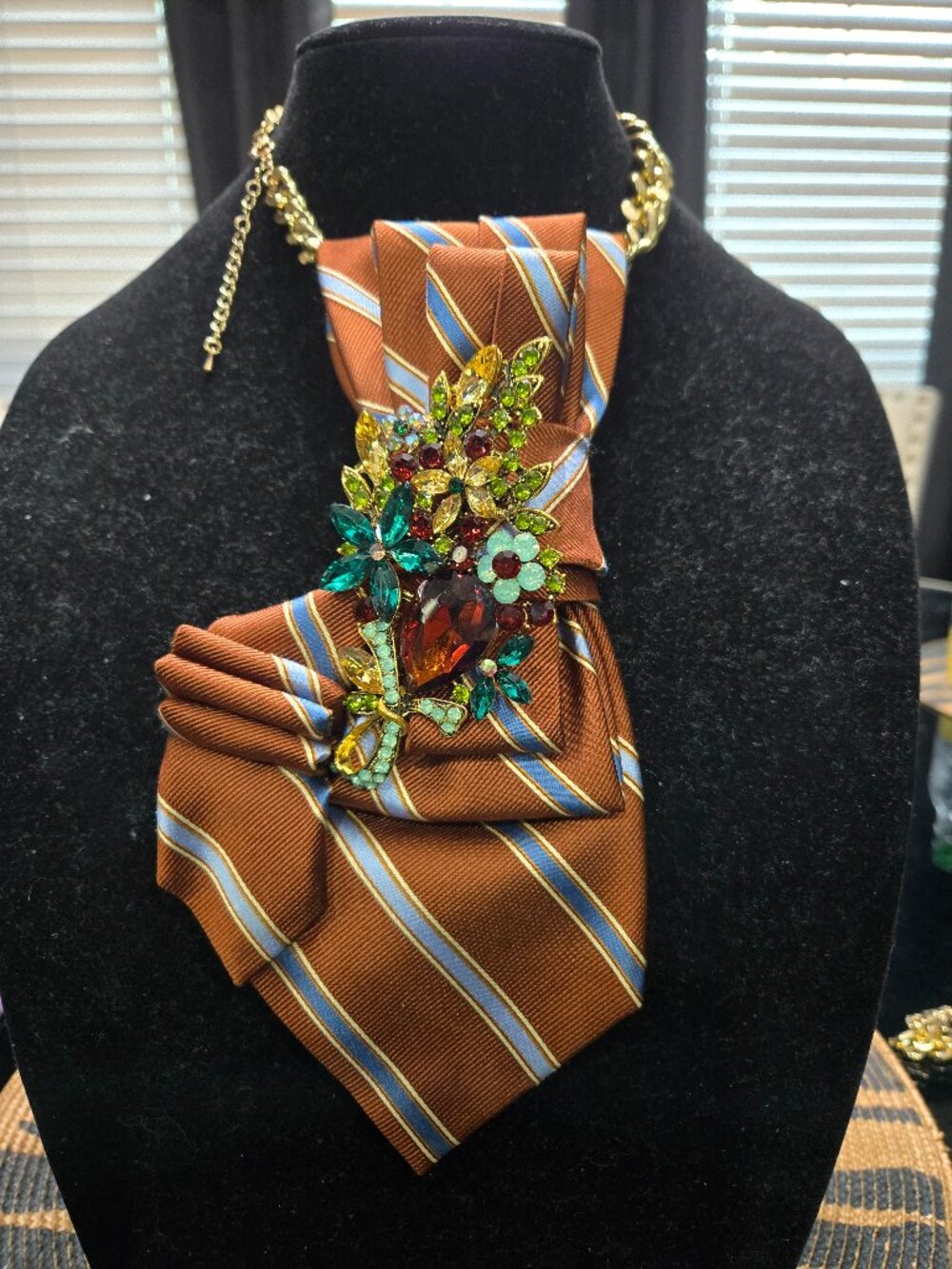 Decorative Tie Necklace with Brooch